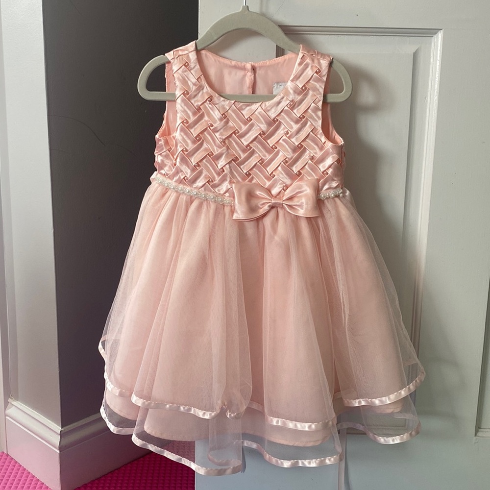 Girls sleeveless basket weave dress
